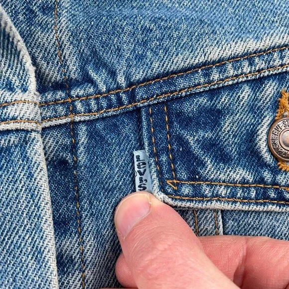 VINTAGE Levis Jacket Womens XL Blue Denim Trucker Type III Made in USA Bomber - Picture 5 of 16